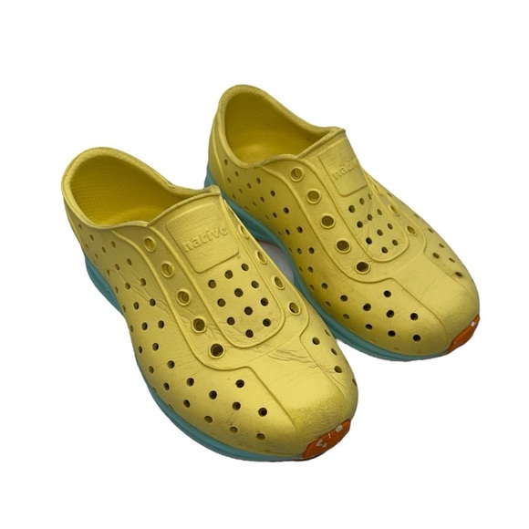 Native Robbie Shoes Child Size 9 US Yellow Blue Sugarlite Grippy Rubber Slip-On - Picture 6 of 12